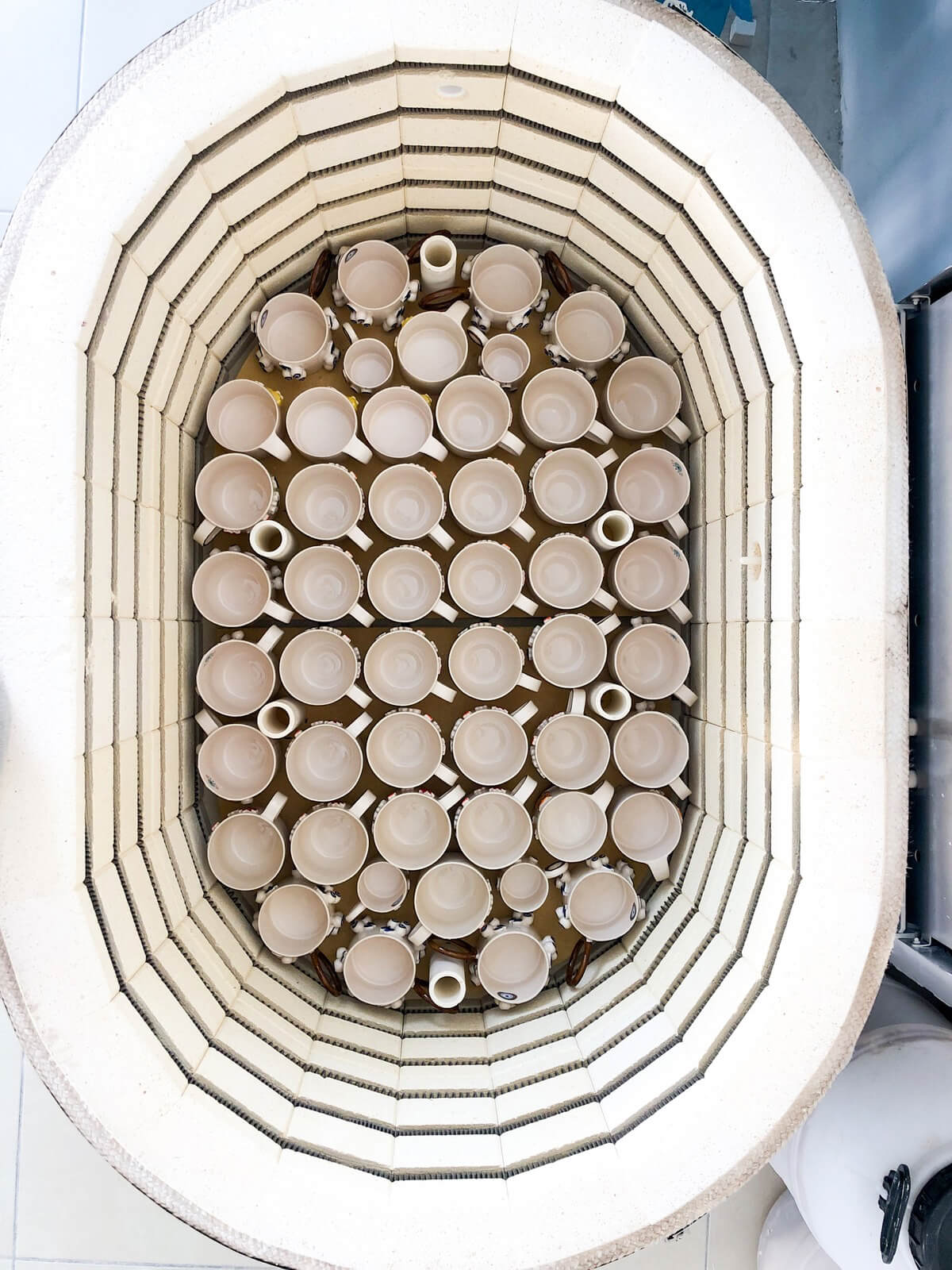 seramik fırınından fotoğraf el yapımı jalo ceramic seramik